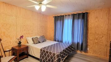 5 室のベッドルーム、WiFi、ベッドシーツ