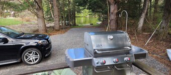 Bluejays - Waterfront cottage on Muskoka River
