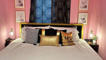 3 bedrooms, desk, iron/ironing board, WiFi