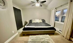 4 habitaciones, tabla de planchar con plancha, wifi y ropa de cama