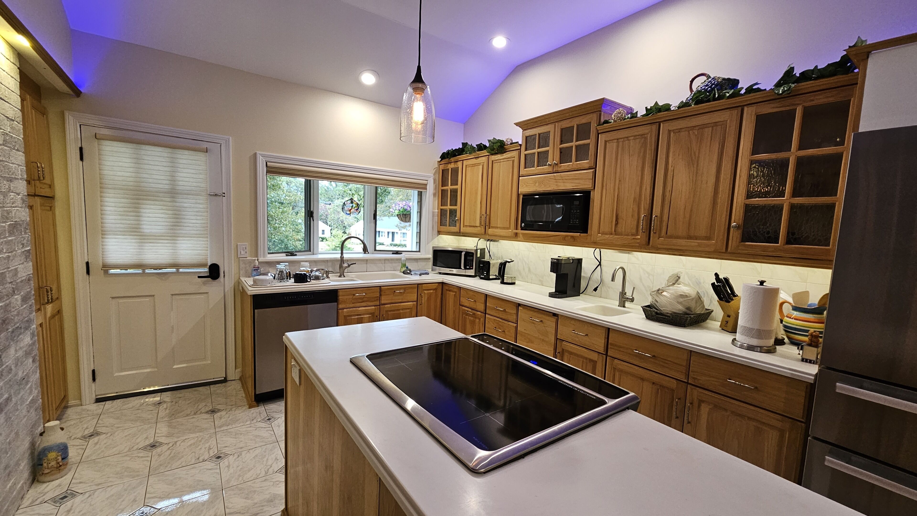 Relaxing family getaway, near beaches, farm and golf! Fire pit\/Deck\/Patio 