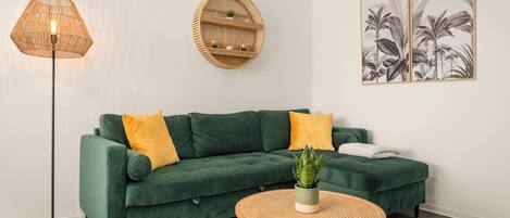 智能電視、電子遊戲、音響