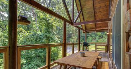 Hidden Haven Log Cabin w/ Private Hot Tub