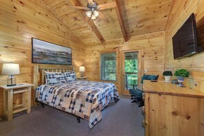 Cabin, Multiple Beds, Hot Tub, Mountain View (Hidden Haven)
