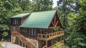 Exterior - Hidden Haven Log Cabin w/ Private Hot Tub (Sevierville)