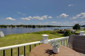 Outdoor dining - Waterfront Barrington Estate with Hot Tub! (Barrington)