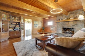 Interior - Waterfront Barrington Estate with Hot Tub! (Barrington)