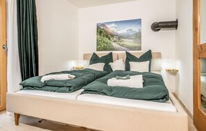 3 Schlafzimmer, Reisekinderbett, kostenloses WLAN