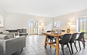 Interior - 4 bedroom lovely home in Næstved (Næstved)