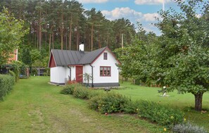 Exterior - Amazing home in Kivik with WiFi (Kivik)