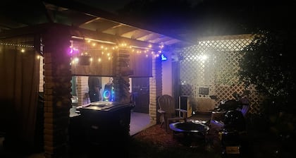 Miami Vibes Hostel-Like Shared Room