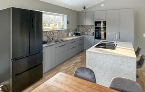 Fridge, microwave, oven, dishwasher - Awesome home in Rockneby with kitchen (Rockneby)
