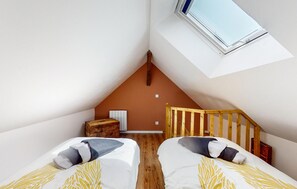 1 bedroom, travel crib, free WiFi, bed sheets