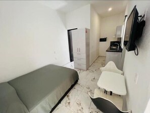3 bedrooms, WiFi