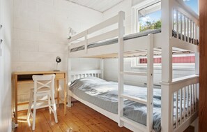 3 bedrooms, free WiFi