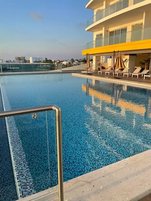 Outdoor pool, a heated pool