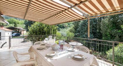 Lovely home in Montasola with Wi-Fi