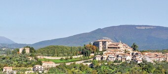 Lovely home in Montasola with Wi-Fi