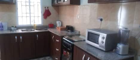 Fridge, microwave, stovetop