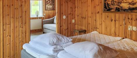 5 多间卧室、旅行婴儿床