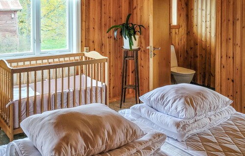 Gorgeous home in Eksjö with kitchen