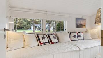 5 Schlafzimmer, Bügeleisen/Bügelbrett, Reisekinderbett, kostenloses WLAN