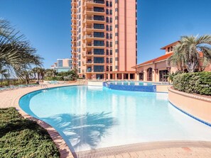 Beheizter Pool