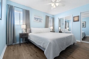 1 bedroom, iron/ironing board, free WiFi, bed sheets - 🌞Condo-Pool-Walk to Beach-Summer House West B102🌞 (Gulf Shores)