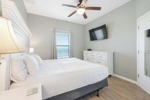 1 chambre, fer et planche à repasser, accès au Wi-Fi (inclus)