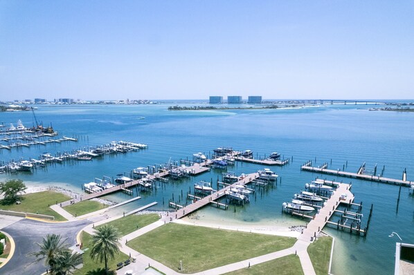 Marina/club náutico