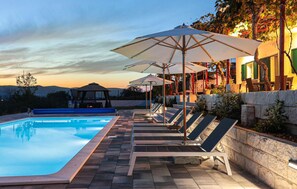 Et oppvarmet basseng