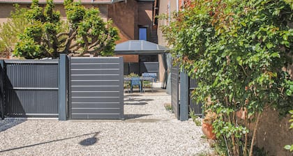 1 bedroom lovely apartment in Trouvans