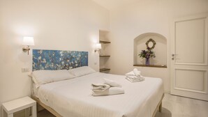 3 bedrooms, iron/ironing board, WiFi, bed sheets - Cinque Passi - Sweet Dreams in Florence (Firenze)