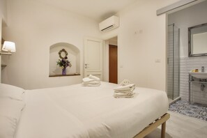 1 室のベッドルーム、WiFi、ベッドシーツ