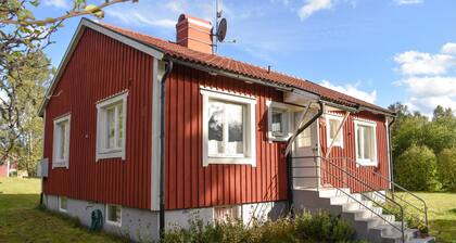 2 bedroom gorgeous home in Alstermo
