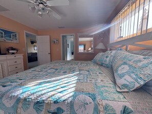 4 Schlafzimmer, Schreibtisch, Bügeleisen/Bügelbrett, kostenloses WLAN