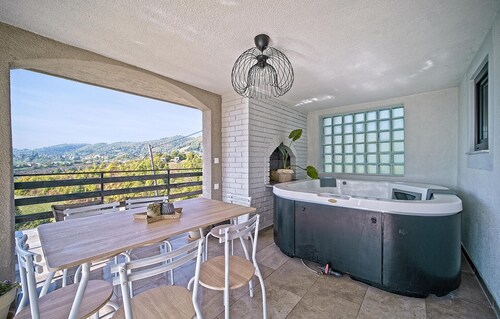 Amazing home in Ivancici with WiFi