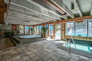 Indoor spa tub