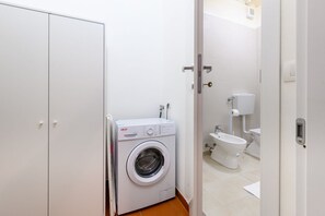 Regadera y bidet 