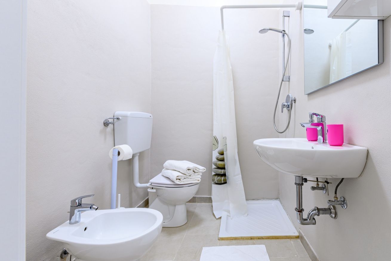 Dusche, Bidet