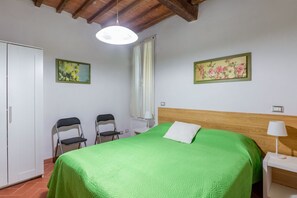 1 bedroom, iron/ironing board, Internet, bed sheets