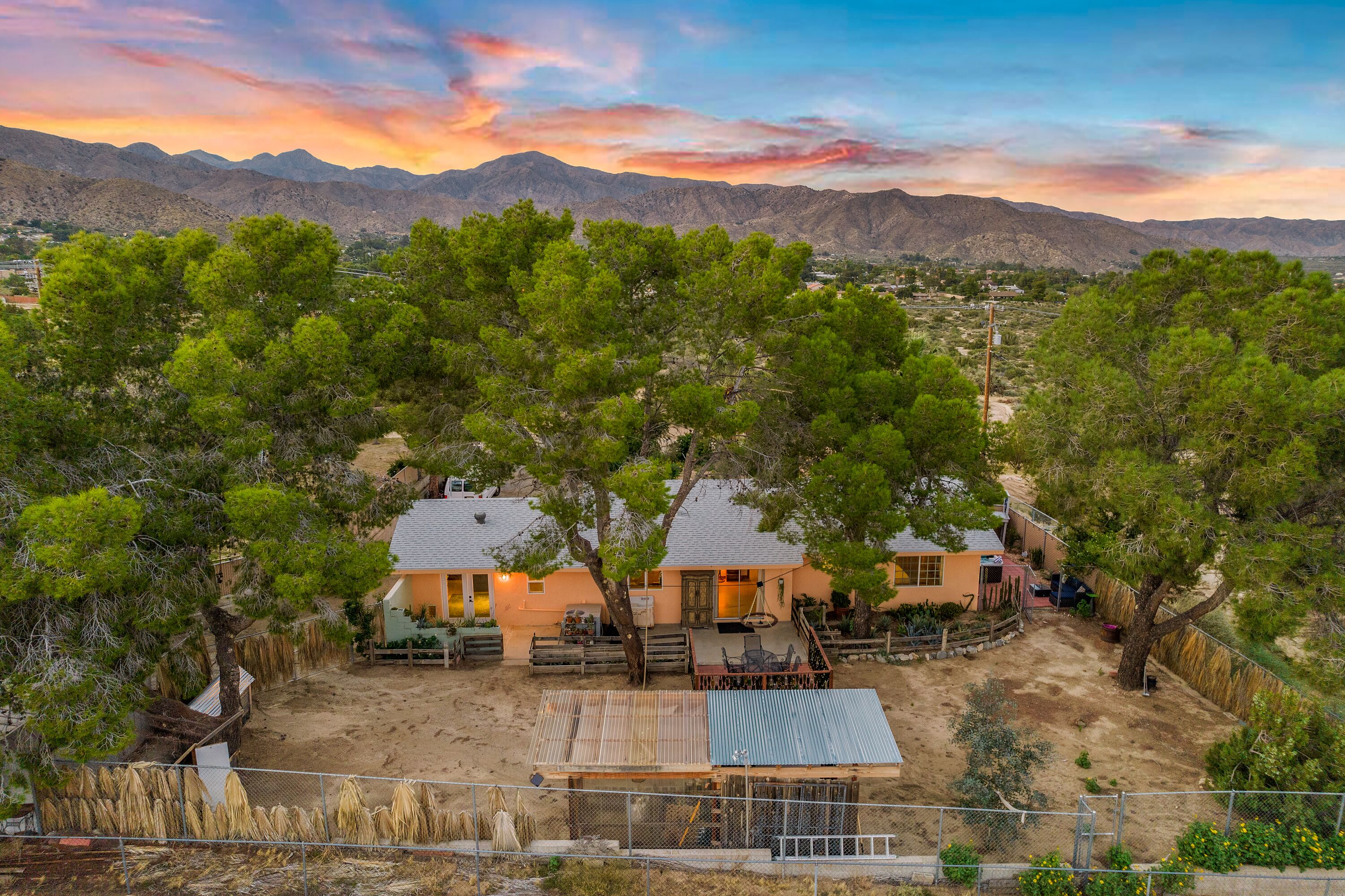 المنشأة من الخارج