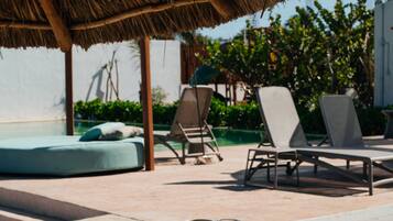 Desayuno a la carta todos los días (con cargo)