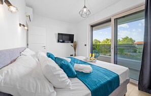 4 Schlafzimmer, Zimmersafe, Bügeleisen/Bügelbrett, Reisekinderbett