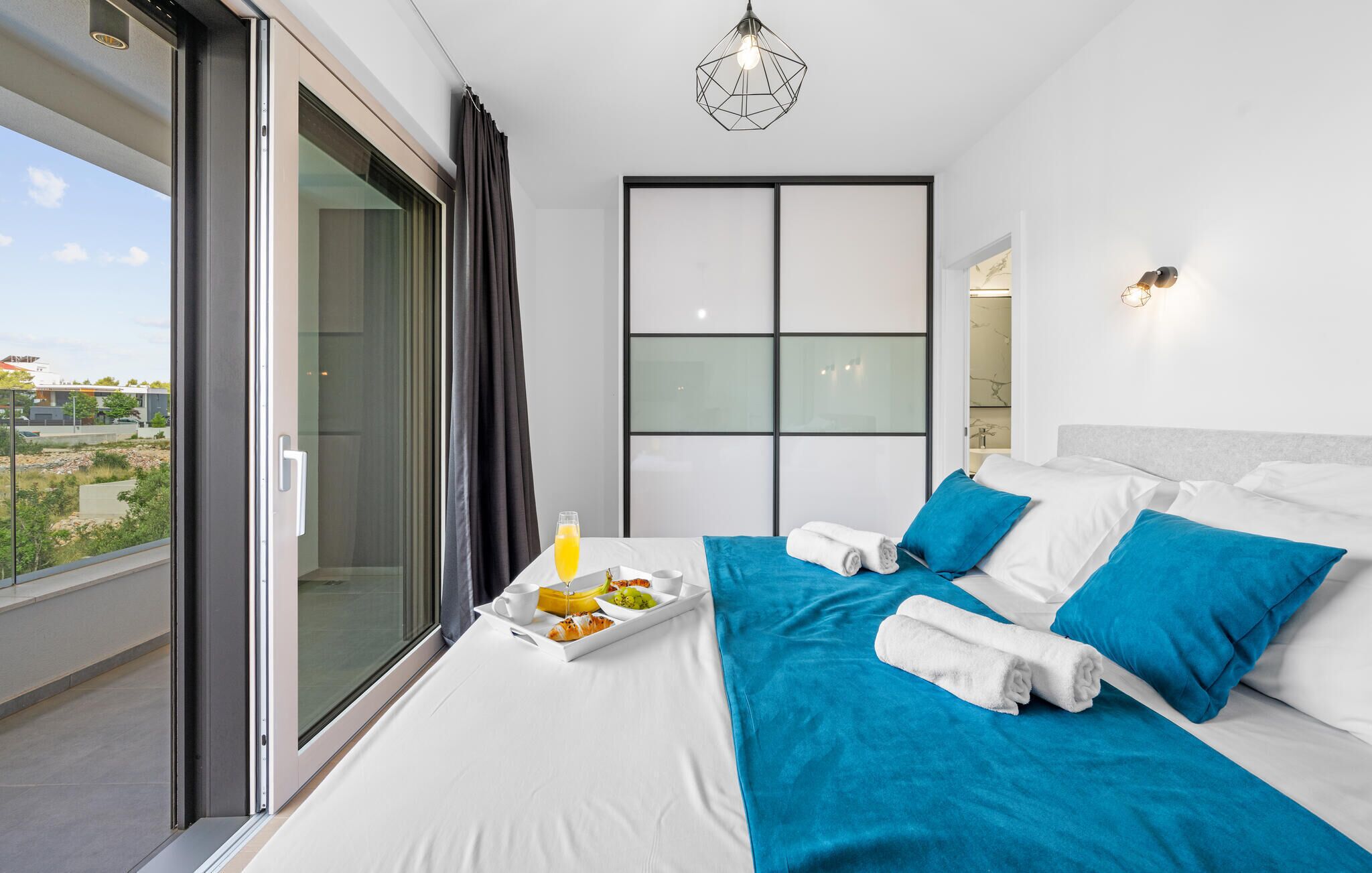 4 bedrooms, in-room safe, iron/ironing board, travel cot