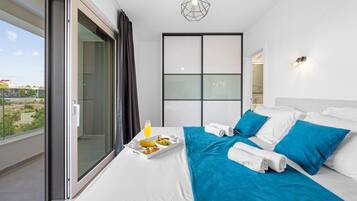 4 bedrooms, in-room safe, iron/ironing board, travel cot