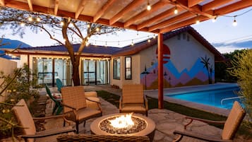 House | Terrace/patio