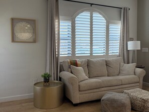 Smart TV - Cozy Condo Retreat Steps to the River Walk! (Tucson)