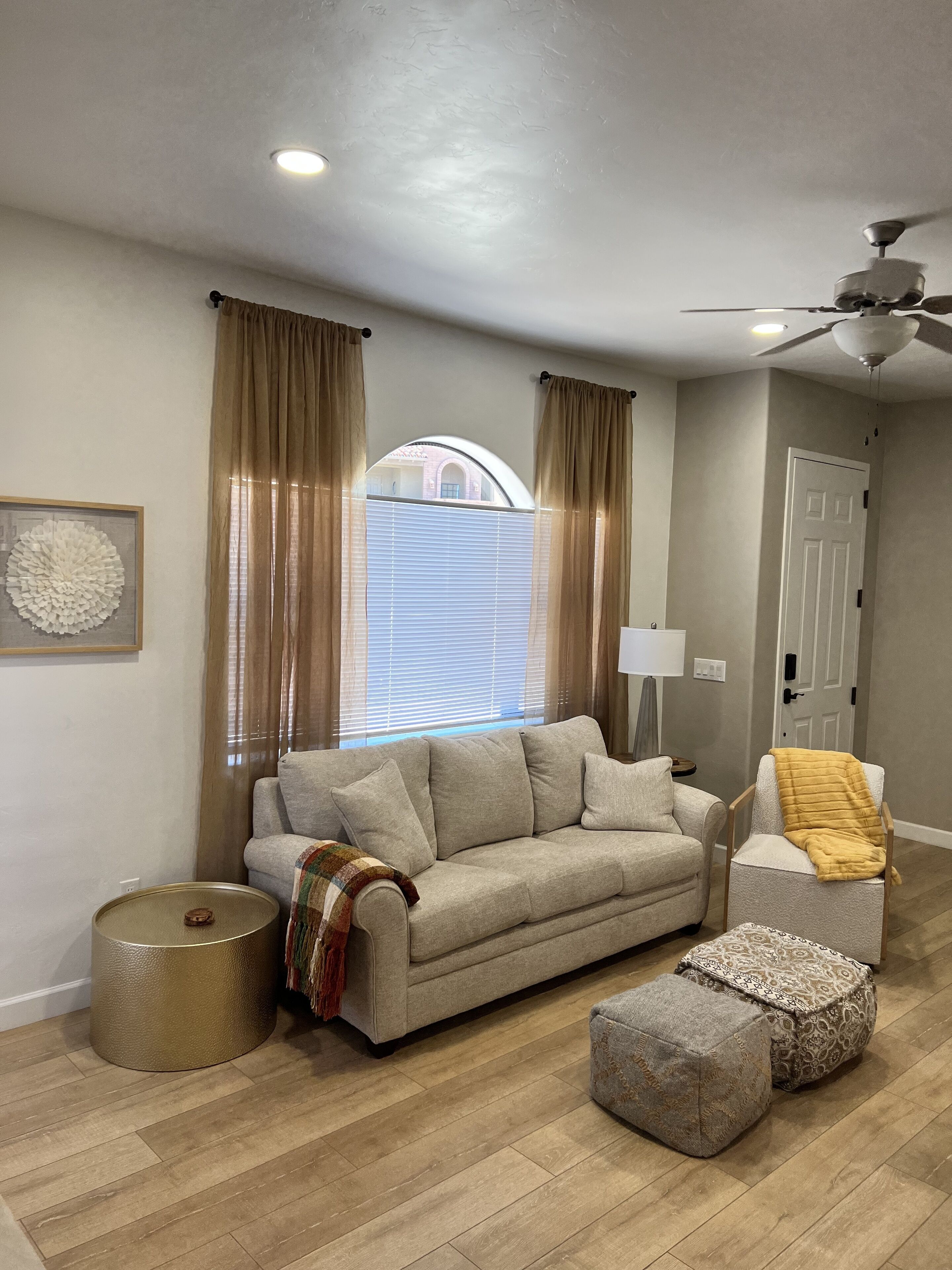 Cozy Condo Retreat Steps to the River Walk!