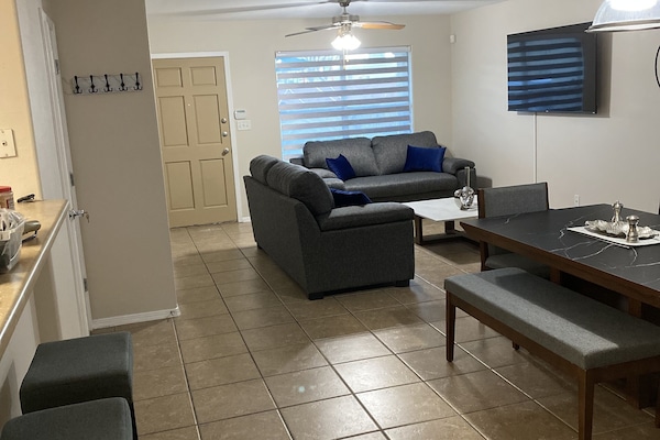 リビング エリア